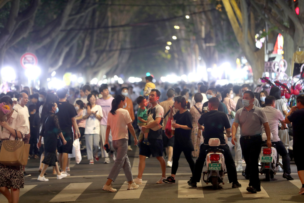 郑州健康路最新动态，多元视角下的观点探析